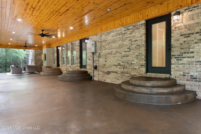 16116 Hemlock Avenue, Vancleave, MS 39565
