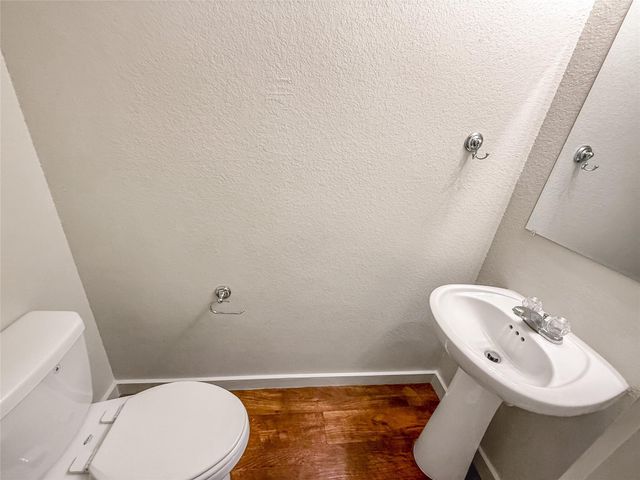 10535 Mills Road 4B, Houston, TX 77070