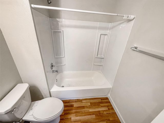 10535 Mills Road 4B, Houston, TX 77070