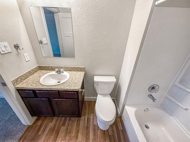 10535 Mills Road 4B, Houston, TX 77070