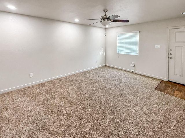 10535 Mills Road 4B, Houston, TX 77070