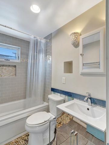 99 Nantasket Avenue, Hull, MA 02045