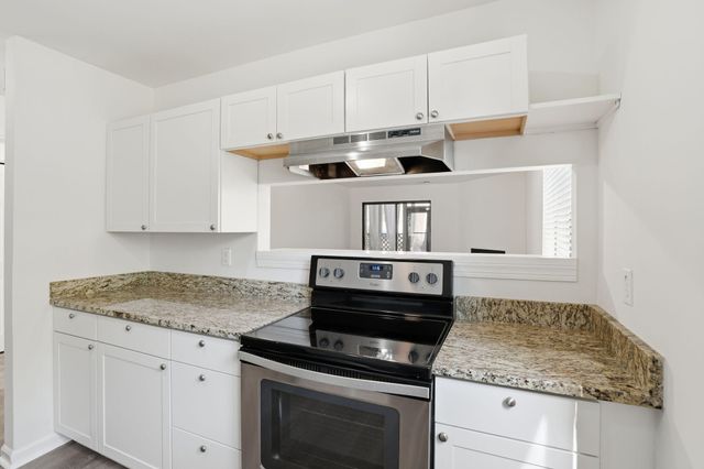 2745 Jobee Drive Unit 204, Charleston, SC 29414