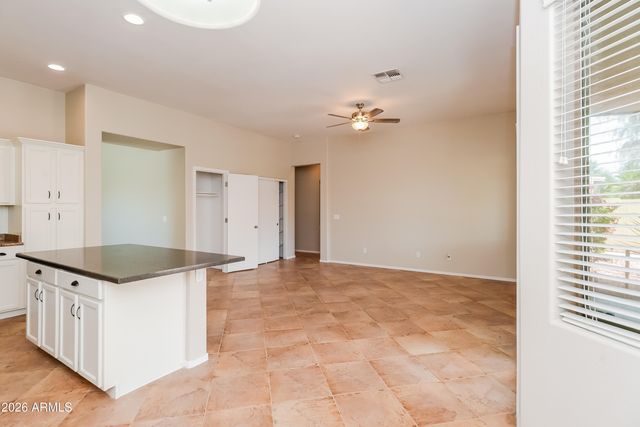 3581 W BELLE Avenue, San Tan Valley, AZ 85144