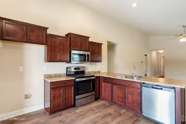 7880 Allenwood Lane, Olive Branch, MS 38654
