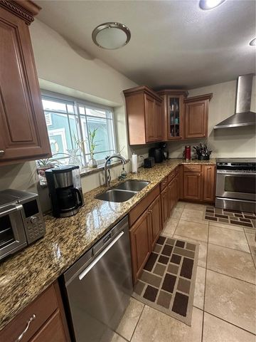 21 CORONA COURT, Palm Coast, FL 32137