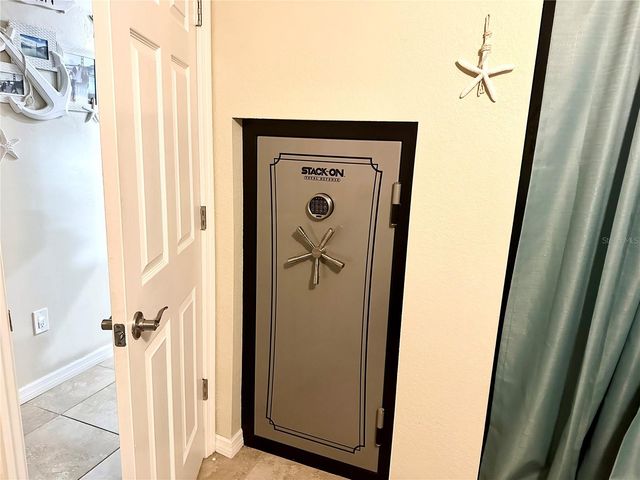 21 CORONA COURT, Palm Coast, FL 32137