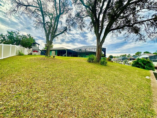 21 CORONA COURT, Palm Coast, FL 32137