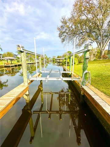 21 CORONA COURT, Palm Coast, FL 32137