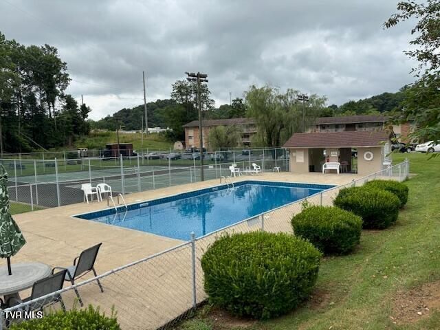 1145 Carriage Circle Apt 104, Bristol, VA 24201