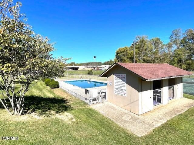 1145 Carriage Circle Apt 104, Bristol, VA 24201
