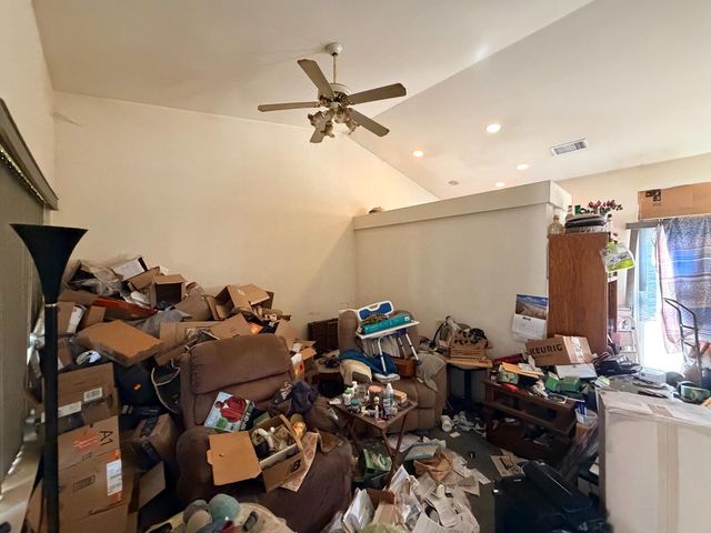 5529 W Norwich Avenue, Fresno, CA 93722