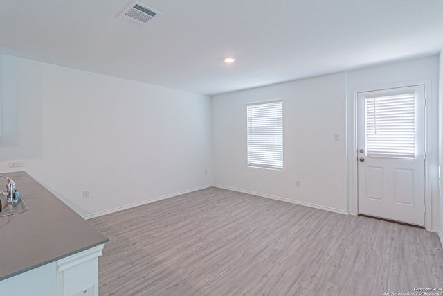 7627 PARISH PL, San Antonio, TX 78253