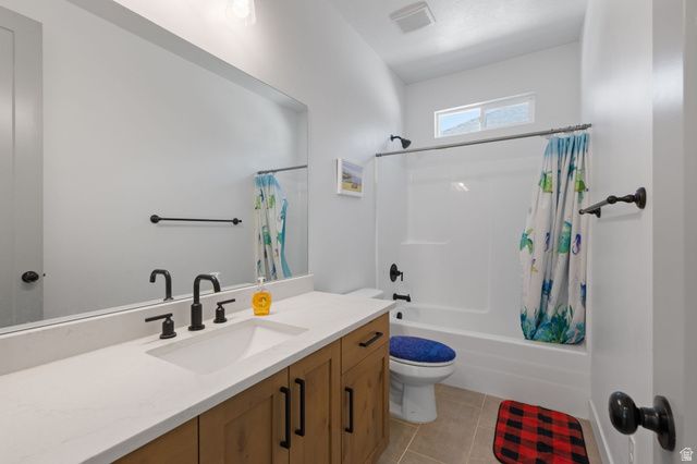 10938 S GLAMIS DUNE DR, South Jordan, UT 84009