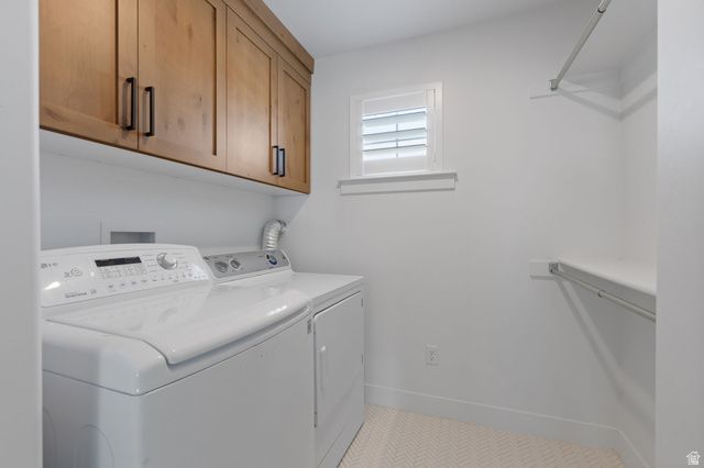 10938 S GLAMIS DUNE DR, South Jordan, UT 84009