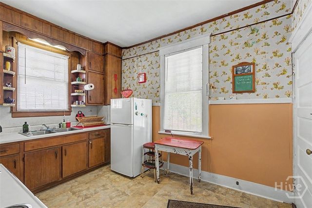 804 E 36th Street, Savannah, GA 31401