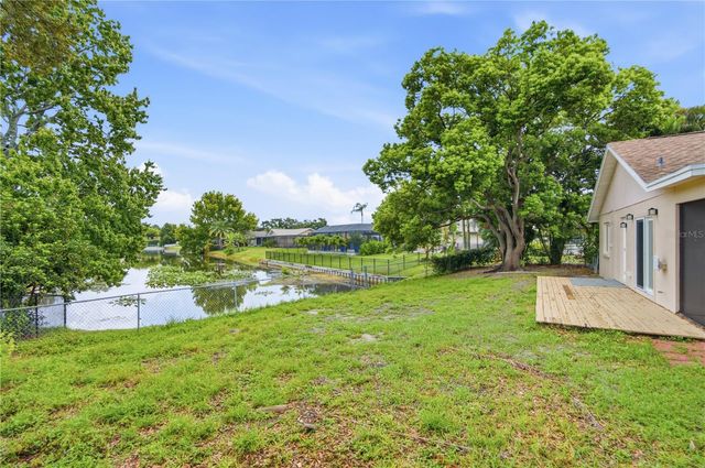 9743 106TH AVENUE, Largo, FL 33773