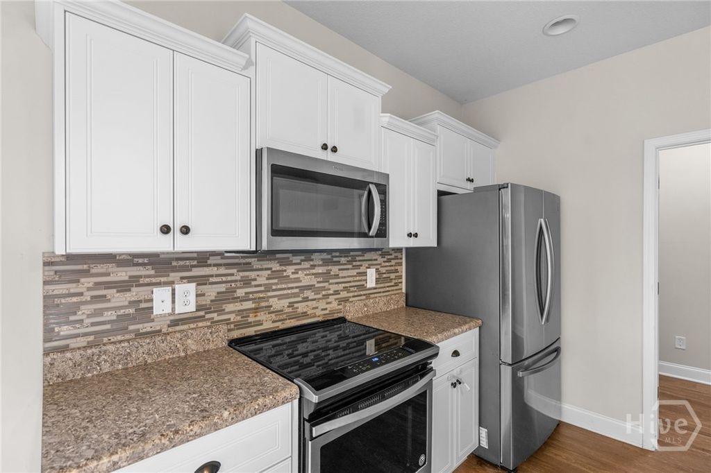 Image 13 of property listing at 110 Timberlake Lane, Guyton, GA 31312