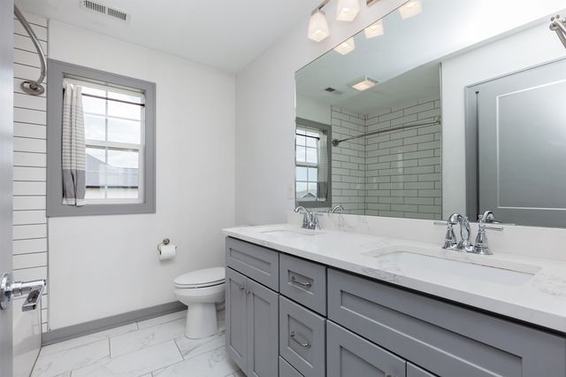 1706 SW Franklin Drive, Ankeny, IA 50023