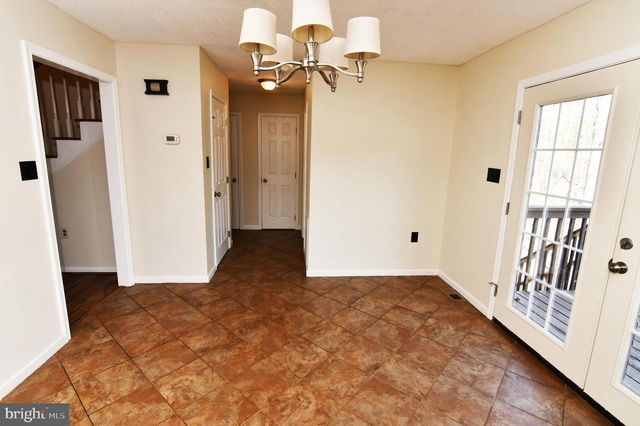 128 - 130 DOGWOOD DR, Cross Junction, VA 22625