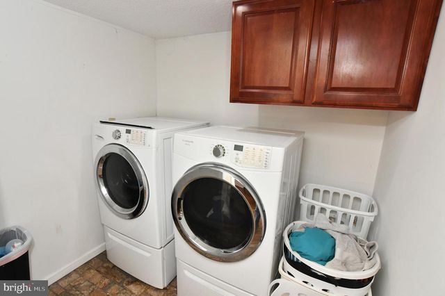 128 - 130 DOGWOOD DR, Cross Junction, VA 22625