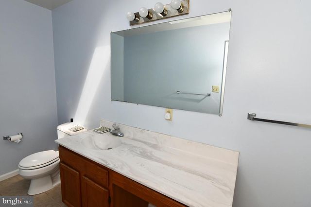128 - 130 DOGWOOD DR, Cross Junction, VA 22625