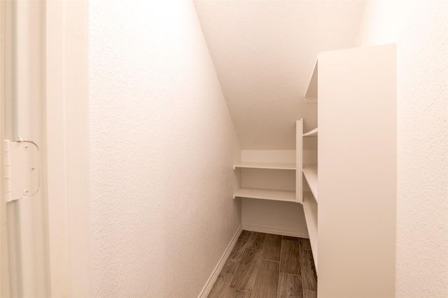 25012 Armagh Street, Hempstead, TX 77445