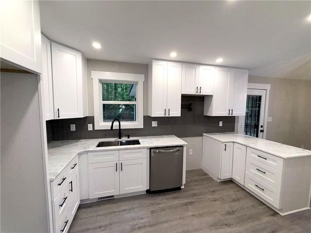 4508 Lost Mountain Court, Powder Springs, GA 30127