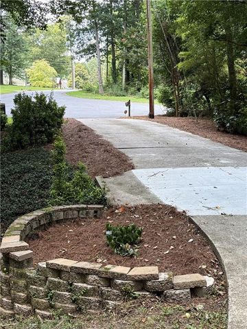 4508 Lost Mountain Court, Powder Springs, GA 30127