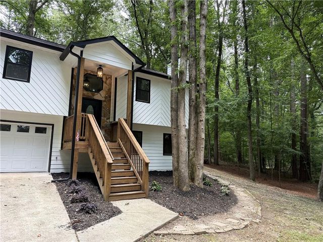 4508 Lost Mountain Court, Powder Springs, GA 30127