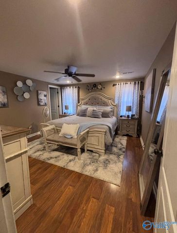 330 Meredith Drive, Town Creek, AL 35672