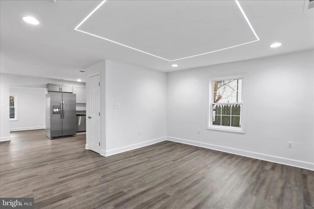 674 WINCHESTER AVE, Martinsburg, WV 25401