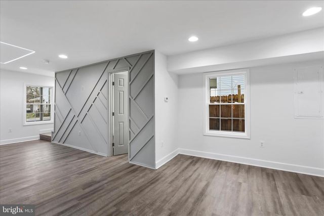 674 WINCHESTER AVE, Martinsburg, WV 25401