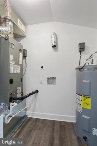 674 WINCHESTER AVE, Martinsburg, WV 25401