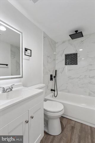 674 WINCHESTER AVE, Martinsburg, WV 25401