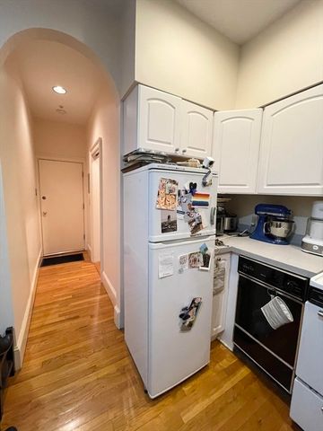 29 Anderson Street 2, Boston, MA 02114