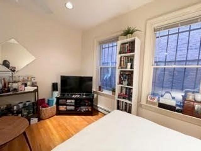 29 Anderson Street 2, Boston, MA 02114