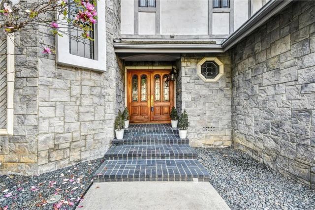 34 Hidden Valley Road, Monrovia, CA 91016