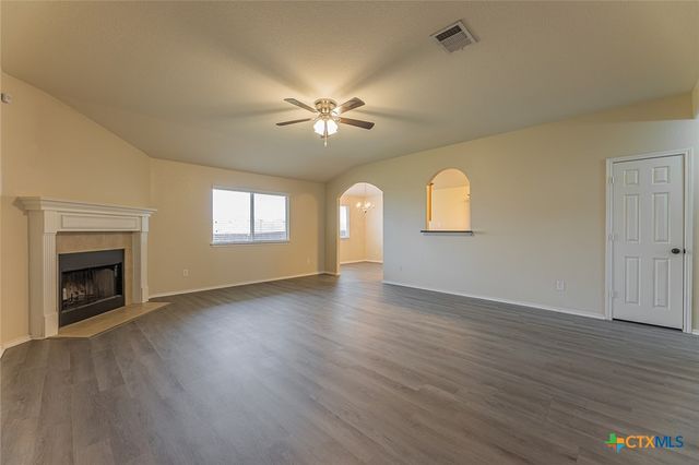 5001 Bridgewood Drive, Killeen, TX 76549