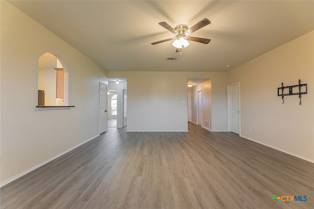5001 Bridgewood Drive, Killeen, TX 76549
