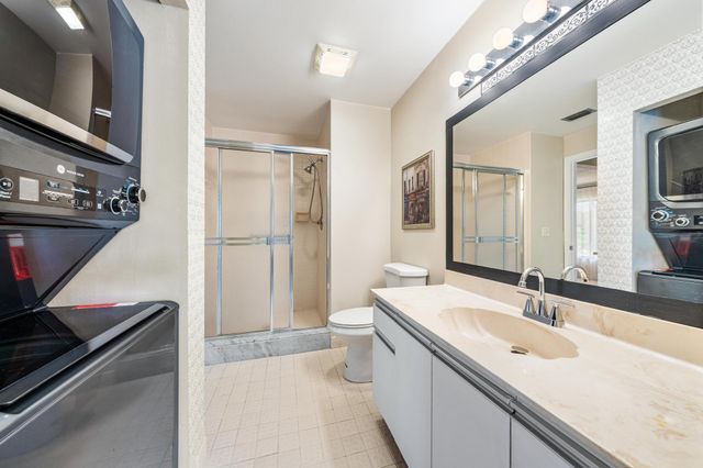 10101 Mangrove Drive 201, Boynton Beach, FL 33437