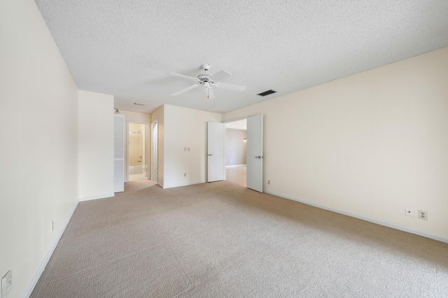 10101 Mangrove Drive 201, Boynton Beach, FL 33437