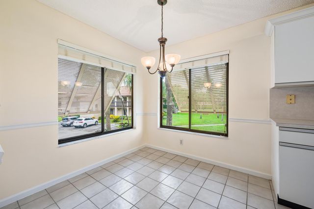 10101 Mangrove Drive 201, Boynton Beach, FL 33437