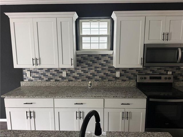 1814 Bracey ST, Norfolk, VA 23504