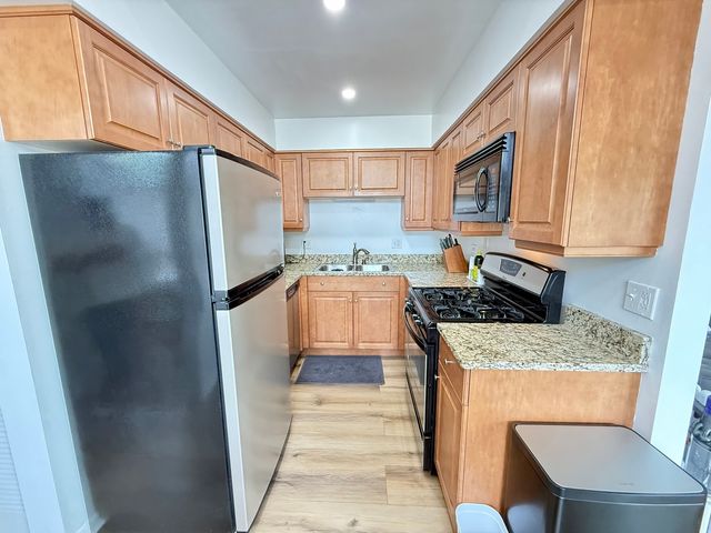 1077 Courtland Drive 0, Buffalo Grove, IL 60089