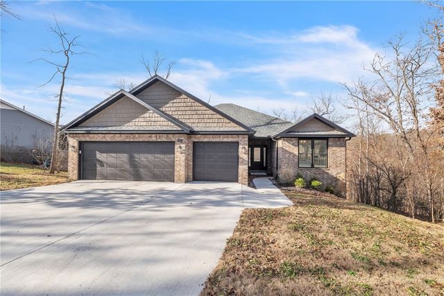 5 Burns Circle, Bella Vista, AR 72714