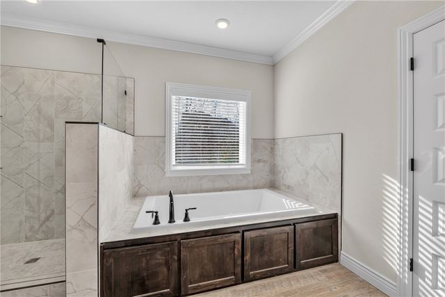 5 Burns Circle, Bella Vista, AR 72714