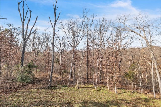 5 Burns Circle, Bella Vista, AR 72714