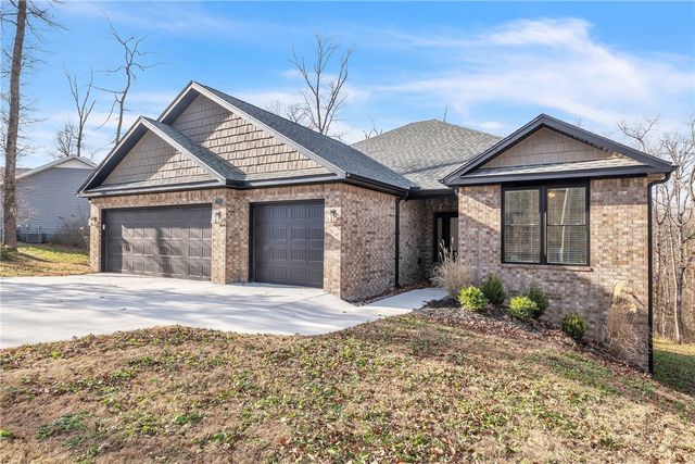 5 Burns Circle, Bella Vista, AR 72714