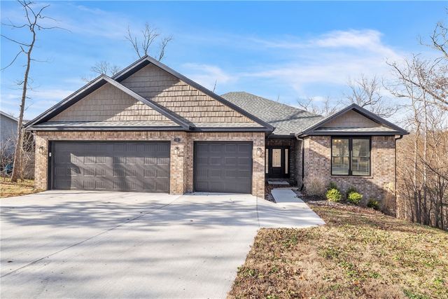 5 Burns Circle, Bella Vista, AR 72714